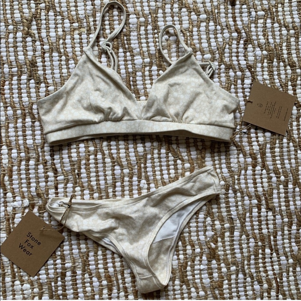 Stone fox swim set